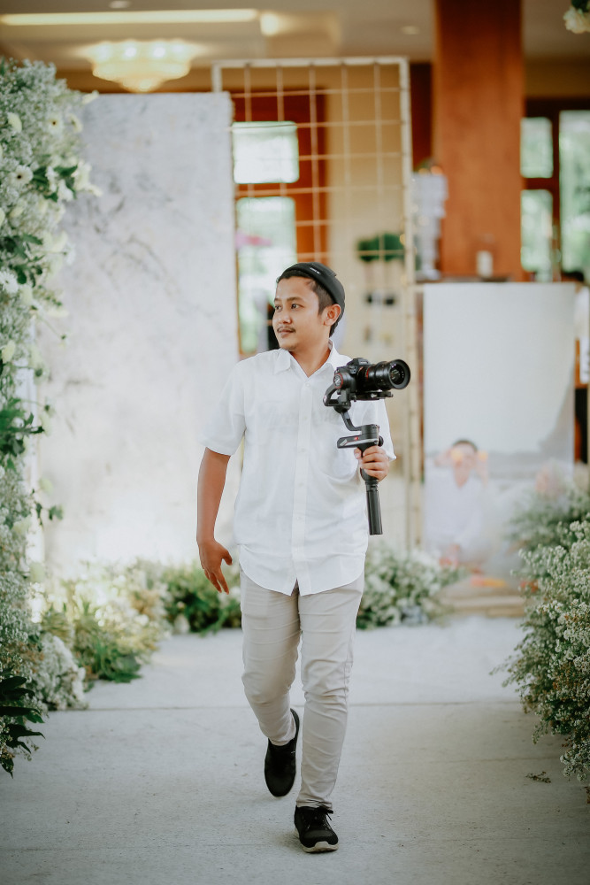 img-profile